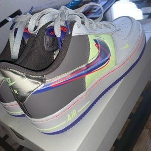 Nike Air Force 1 LV8